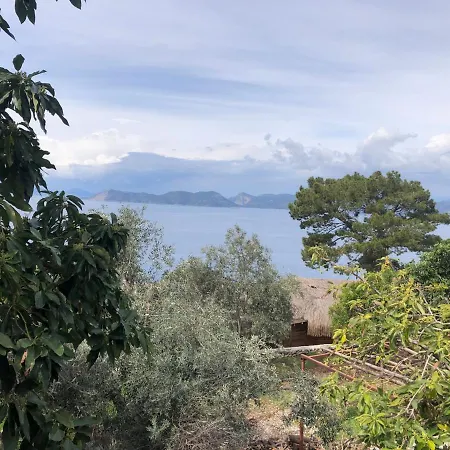 Sea Side Faralya Tatil Evi
